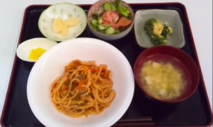 デイサービスのお昼ご飯