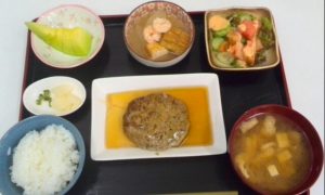 デイサービスのお昼ご飯