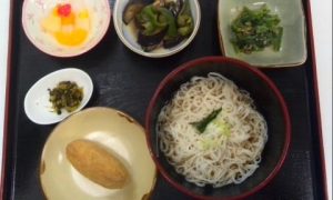 デイサービスのお昼ご飯