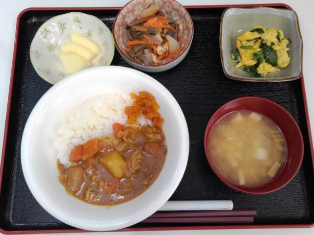 デイサービスのお昼ごはん