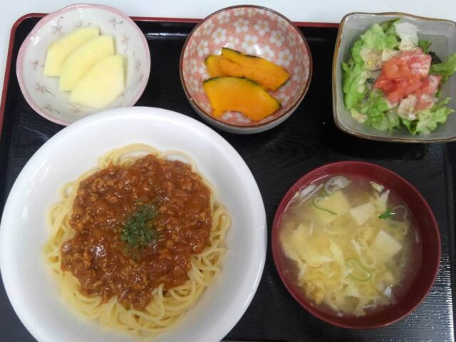 デイサービスのお昼ごはん