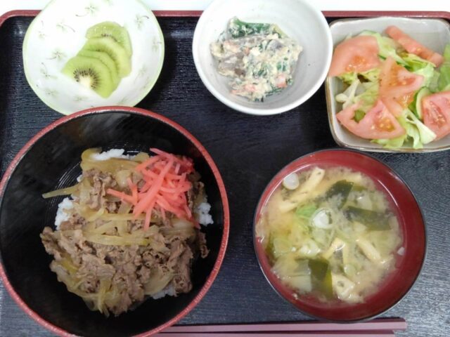 デイサービスのお昼ごはん