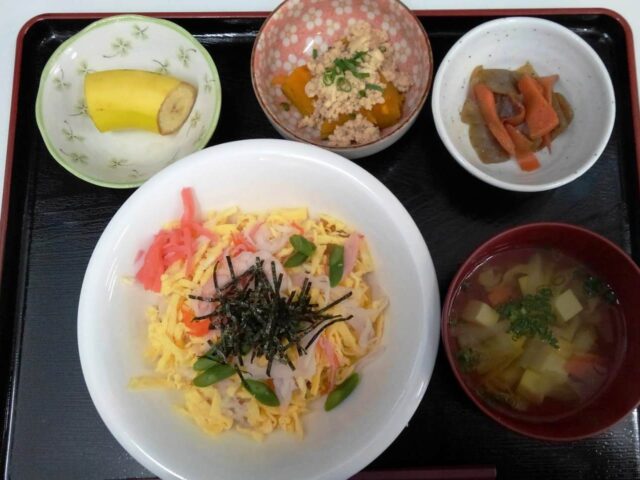 デイサービスのお昼ごはん