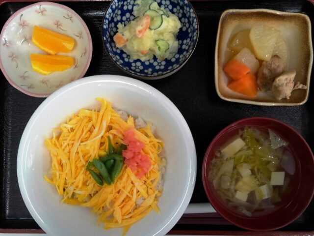 デイサービスのお昼ごはん