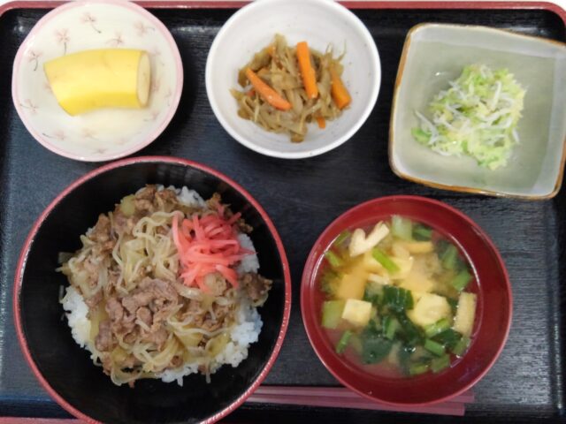 デイサービスのお昼ごはん