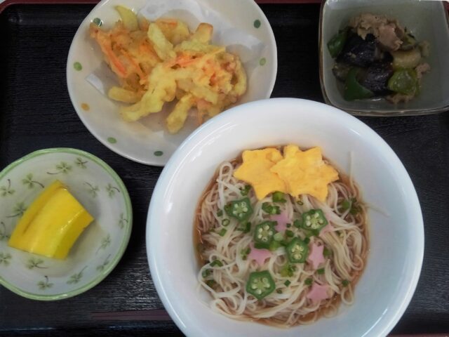 デイサービスのお昼ごはん