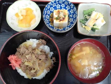 デイサービスのお昼ごはん