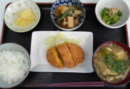 デイサービスのお昼ごはん