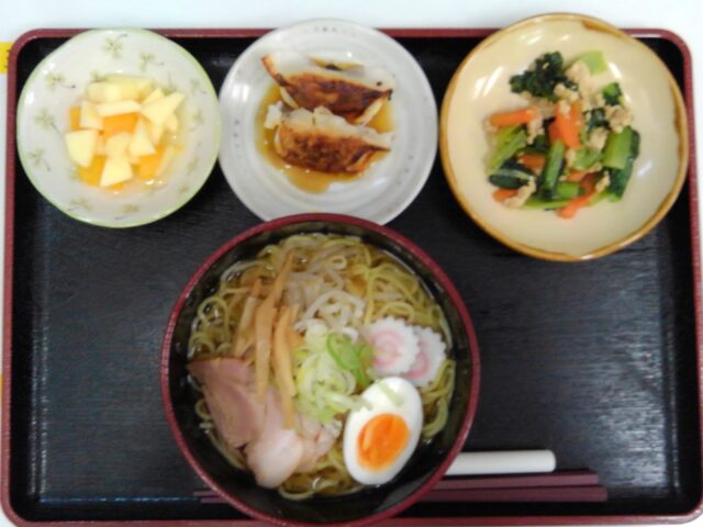 デイサービスのお昼ごはん