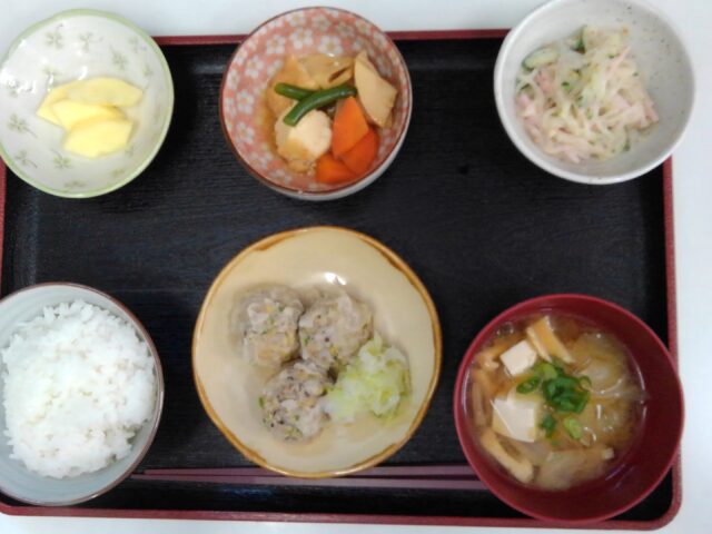 デイサービスのお昼ごはん