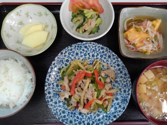 デイサービスのお昼ごはん