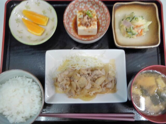 デイサービスのお昼ごはん