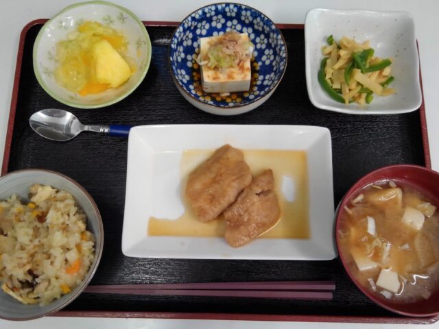 デイサービスのお昼ごはん