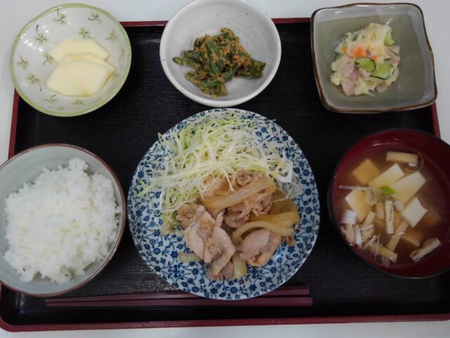 デイサービスのお昼ごはん