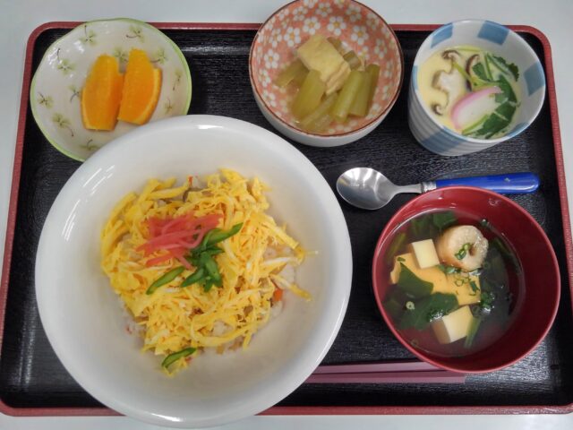 デイサービスのお昼ごはん