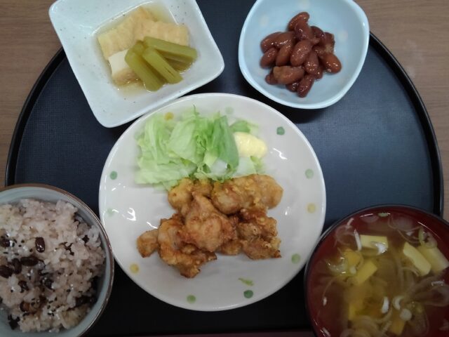 デイサービスのお昼ごはん