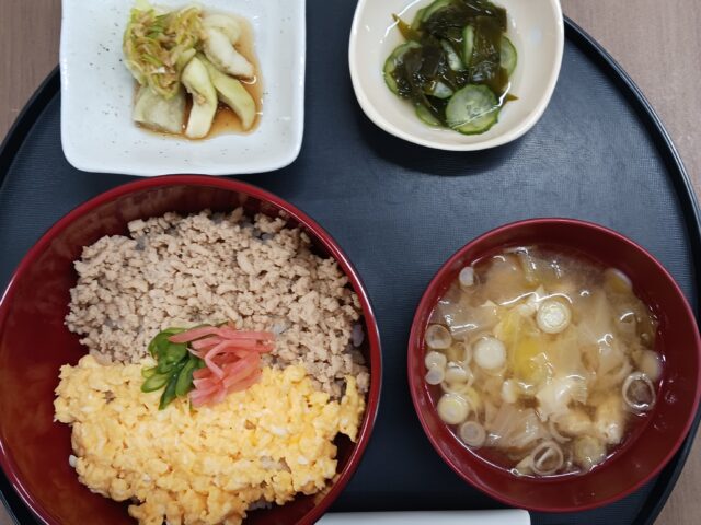 デイサービスのお昼ごはん
